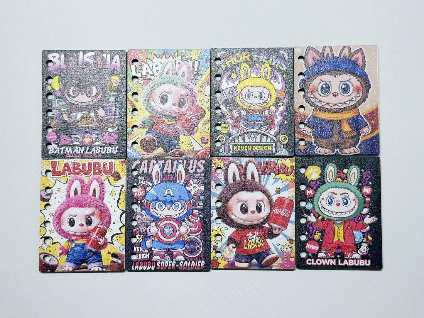 【T050】ラブブのミニブック(木製、5×4cm)