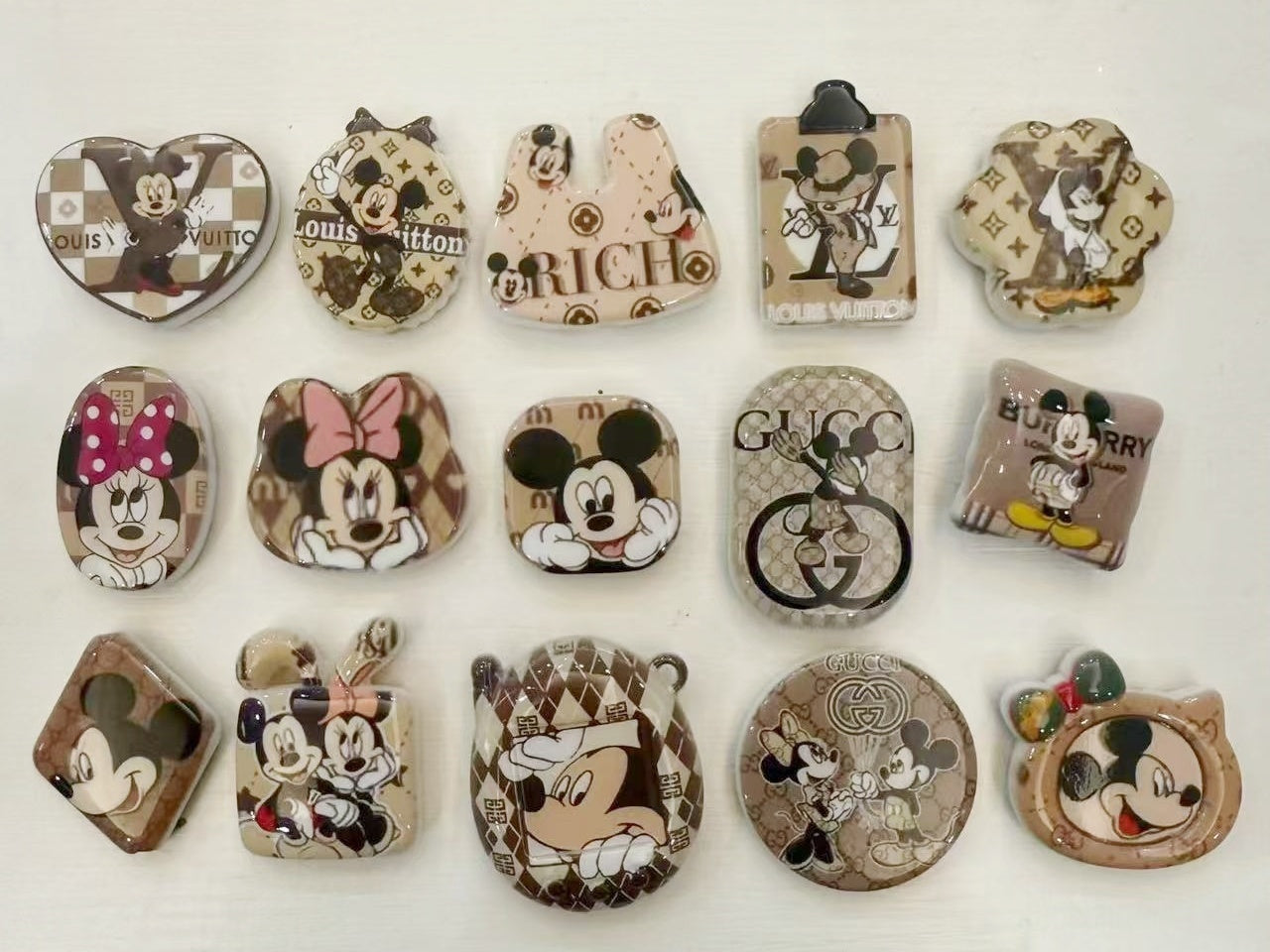 ♥人気♥11.3再入荷【A303】ミッキマウス(ロゴ・キャラビーズ15種類大ミックス)