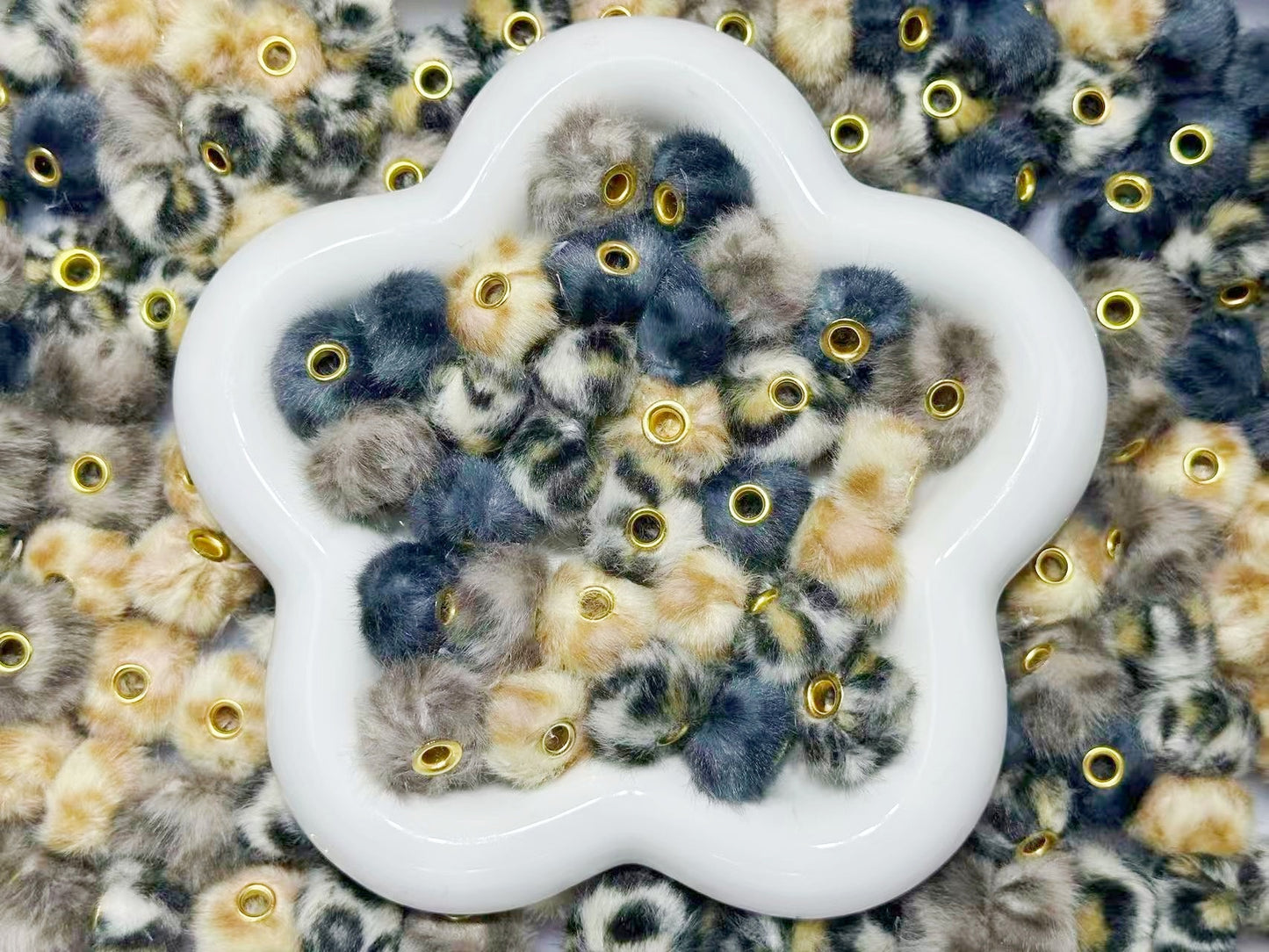 12.19NEW【T108】ギャルパーティ(カラフル4色MIX2種類、ストラップ用)