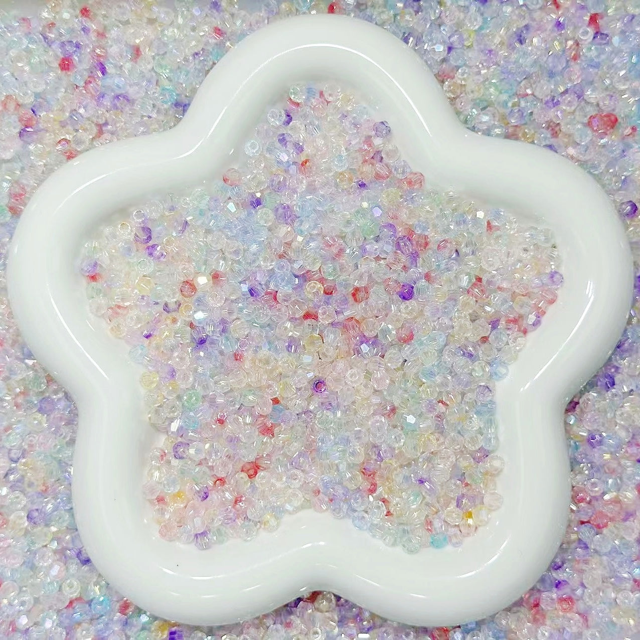 12.24NEW【T112】キラキラドリーム(4mm多面カットチビビーズ10色ミックス、ガラス製)