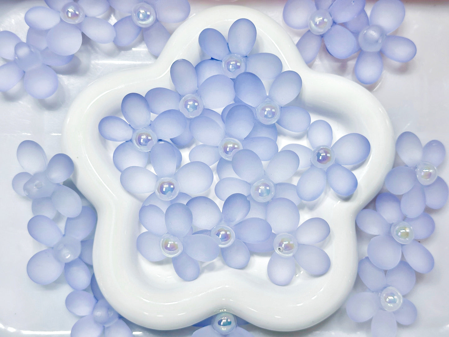 ♥人気♥5.28新色有り♥段階式割引♥【T113】大きいマットフラワー(カン付き、アクリル、38mm)