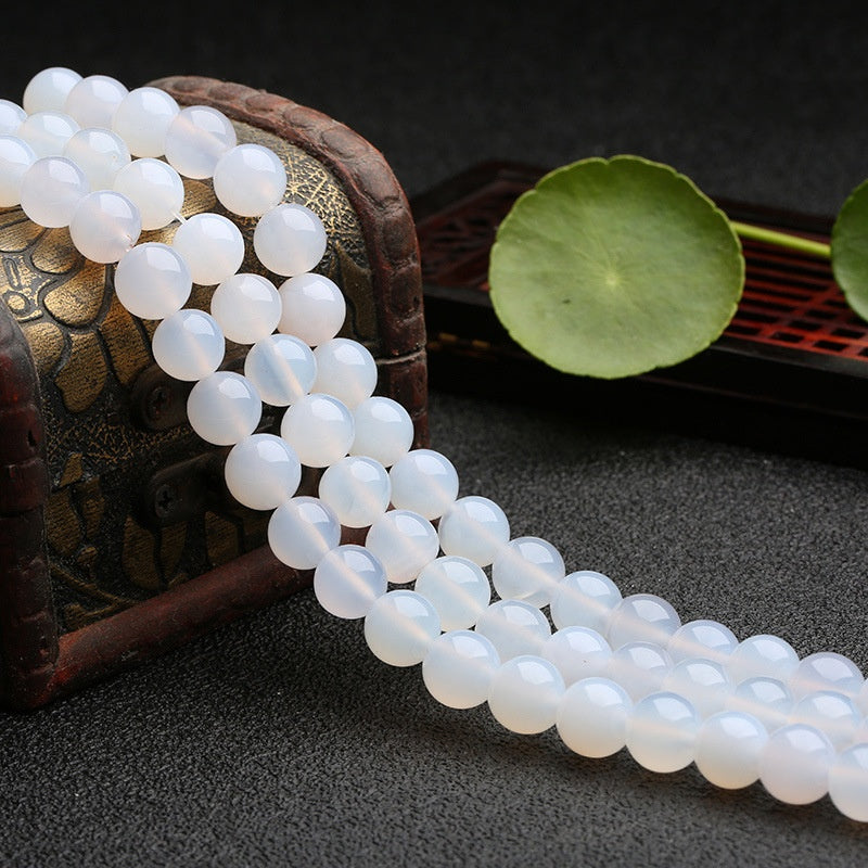 7.11再入荷【C048】白メノウ(10mm)