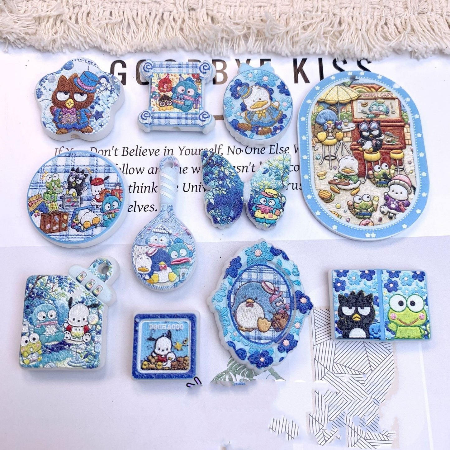 7.30NEW【A576】マイナーサンリオ喫茶店(刺繍浮き彫りキャラビーズ約10種類とプレート1種類))