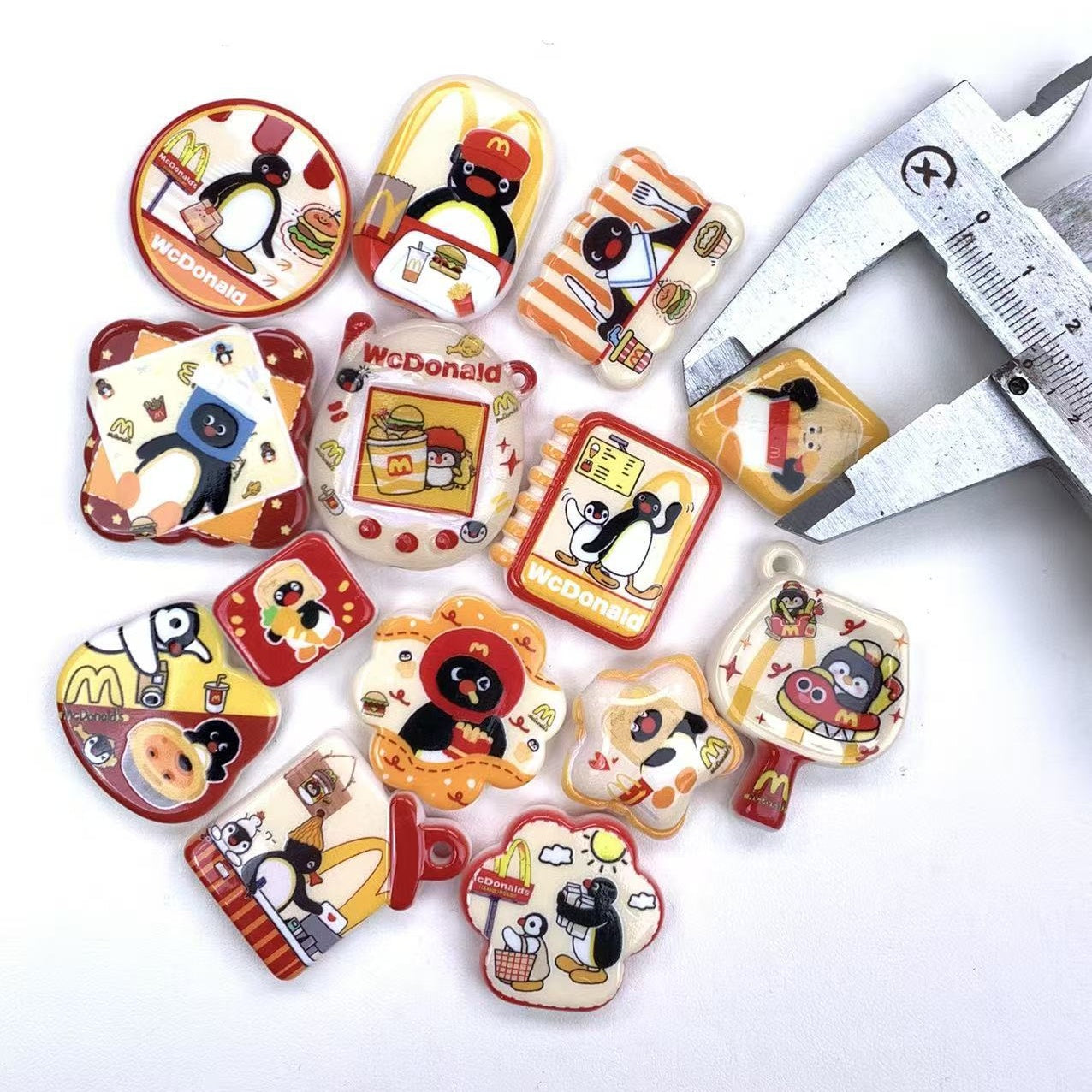 12.2NEW【A371】マクドナルド・ペンギン(ロゴキャラビーズ14種類)