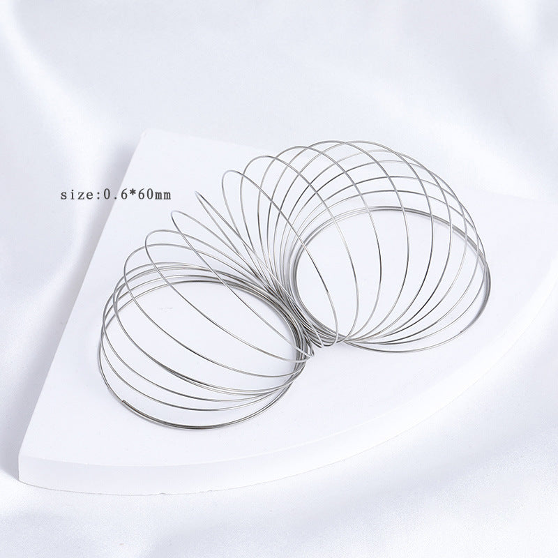 3.20再入荷【P031】記憶ワイヤー(10ループ、6cm)