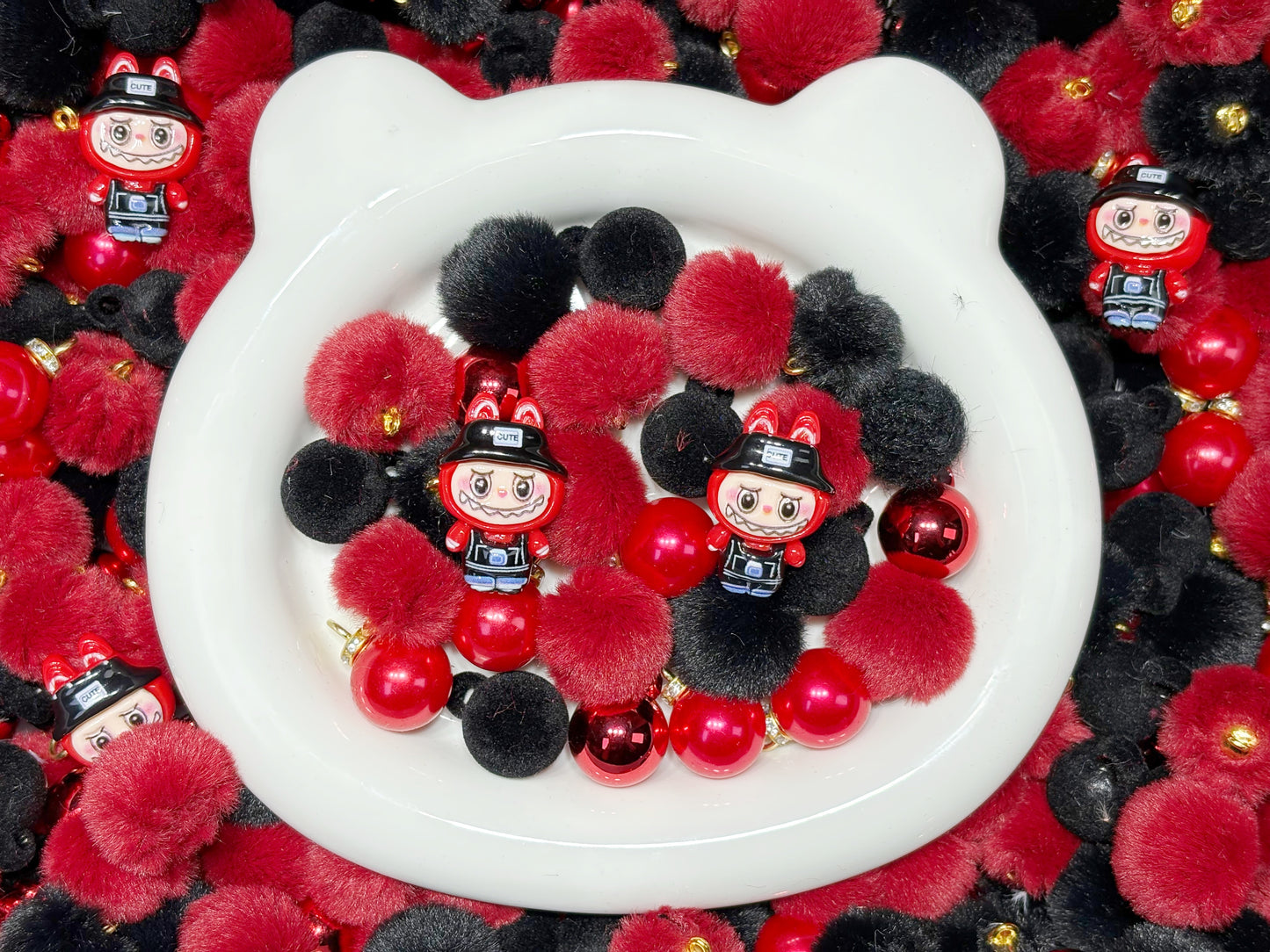 12.23NEW【FL011】魔女のブブ（カン付きビーズ5種類、150mlにパーツ3個付き、もふもふビーズ入り、リース用）