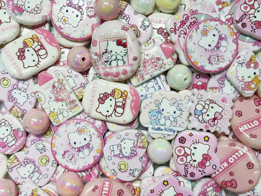 11.28NEW【FA002】可愛い白猫（浮き彫りキャラビーズ11種類）