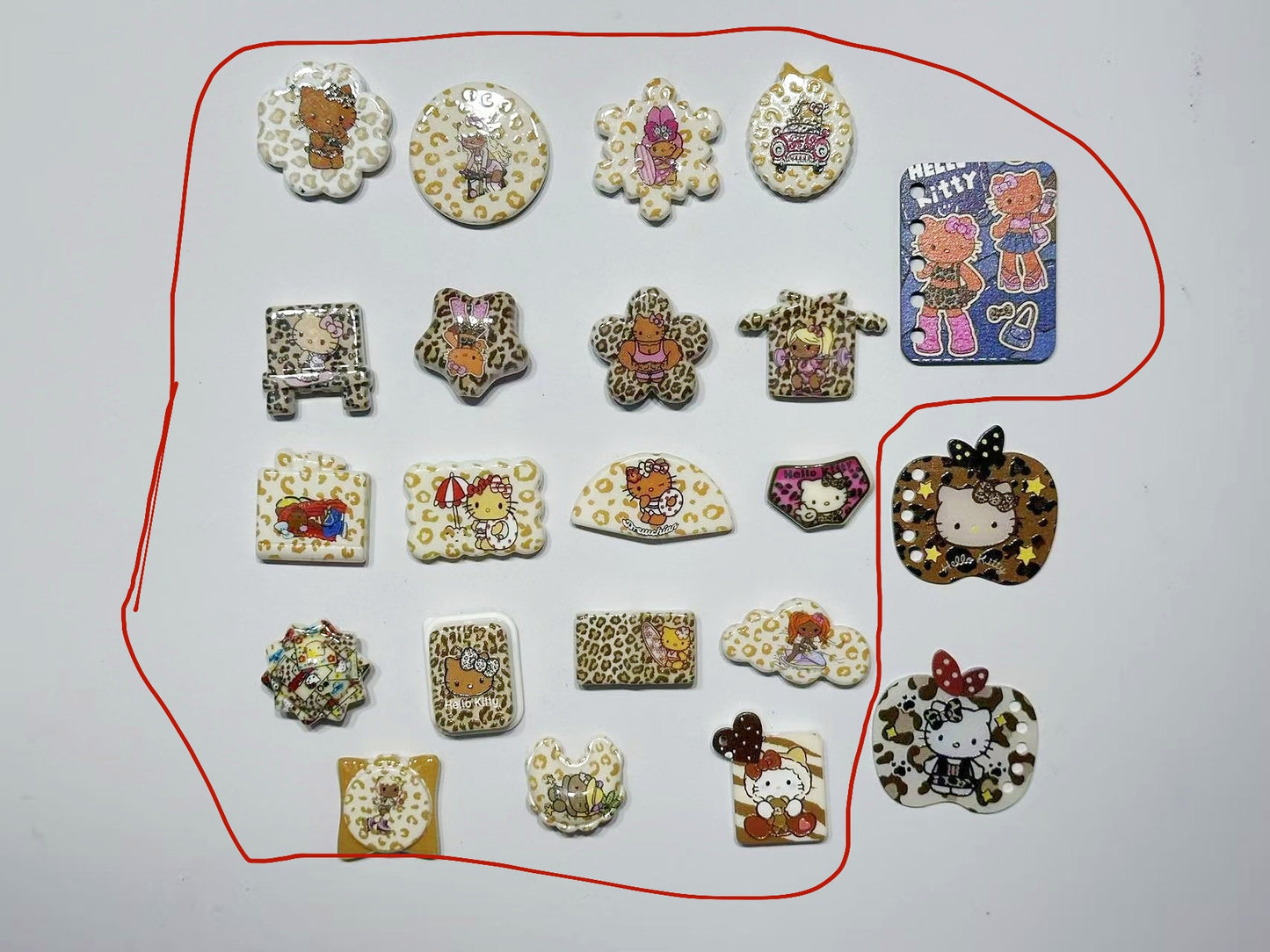 10.27NEW【A319】白ヒョウネコ（キャラビーズ19種類大ミックス）