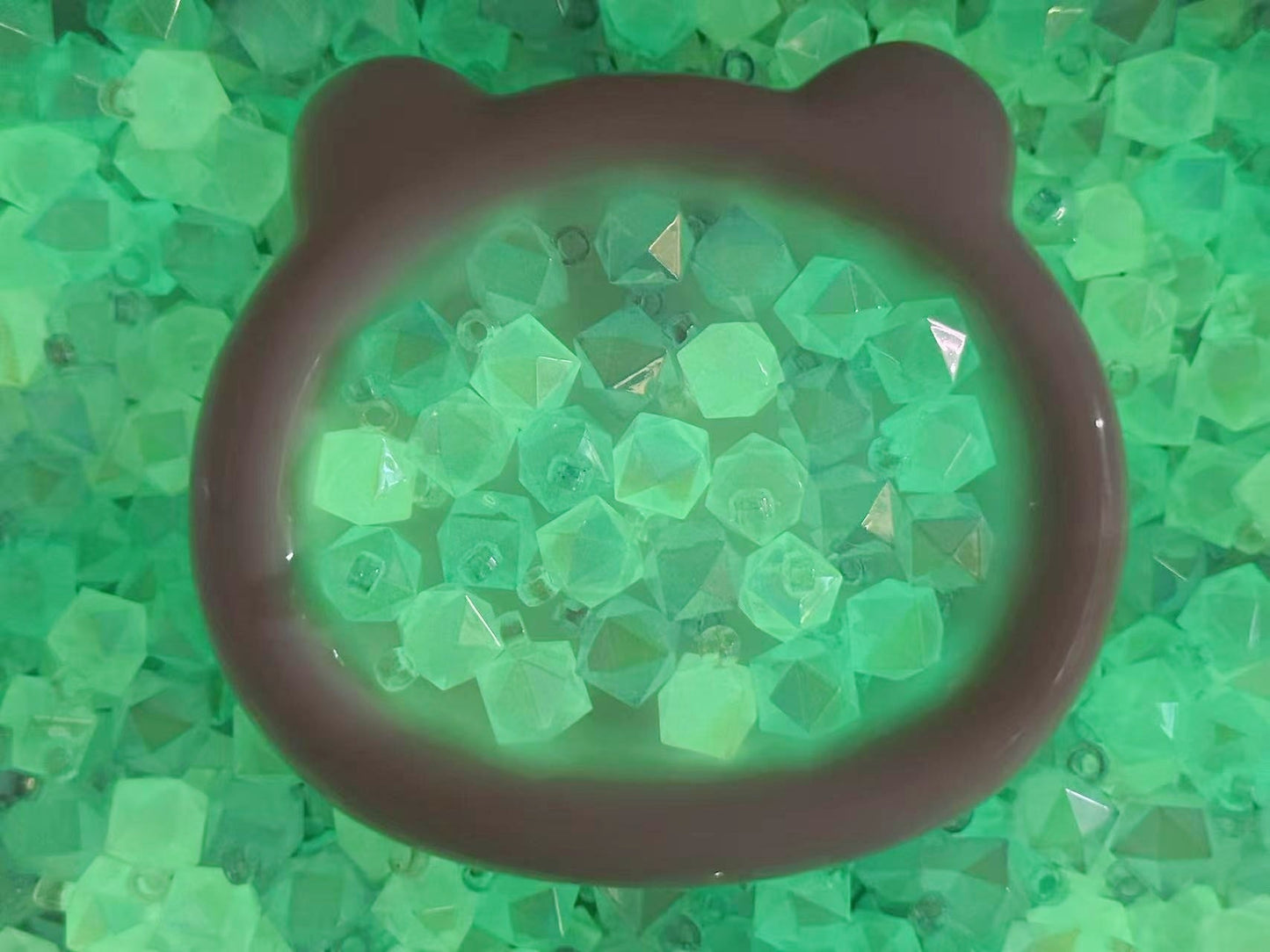 ♥大人気♥4.7再入荷【A175】キラキラ星みつけた（100%夜光、カン付きビーズ4色、リース作り）