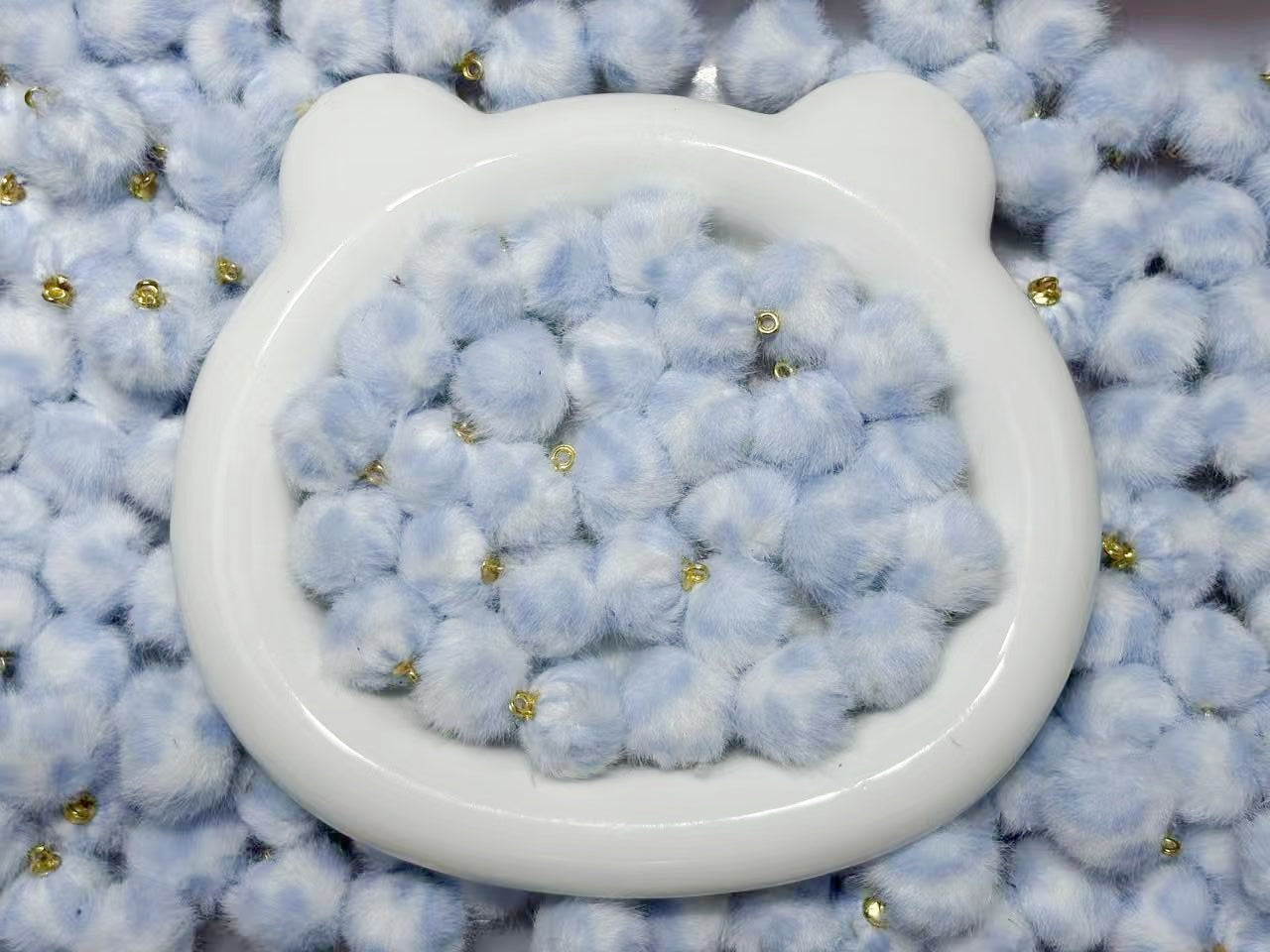 10.29新色あり♥段階式割引あり♥【T085】もふもふヒョウ柄ビーズ（カン付き、16mm）