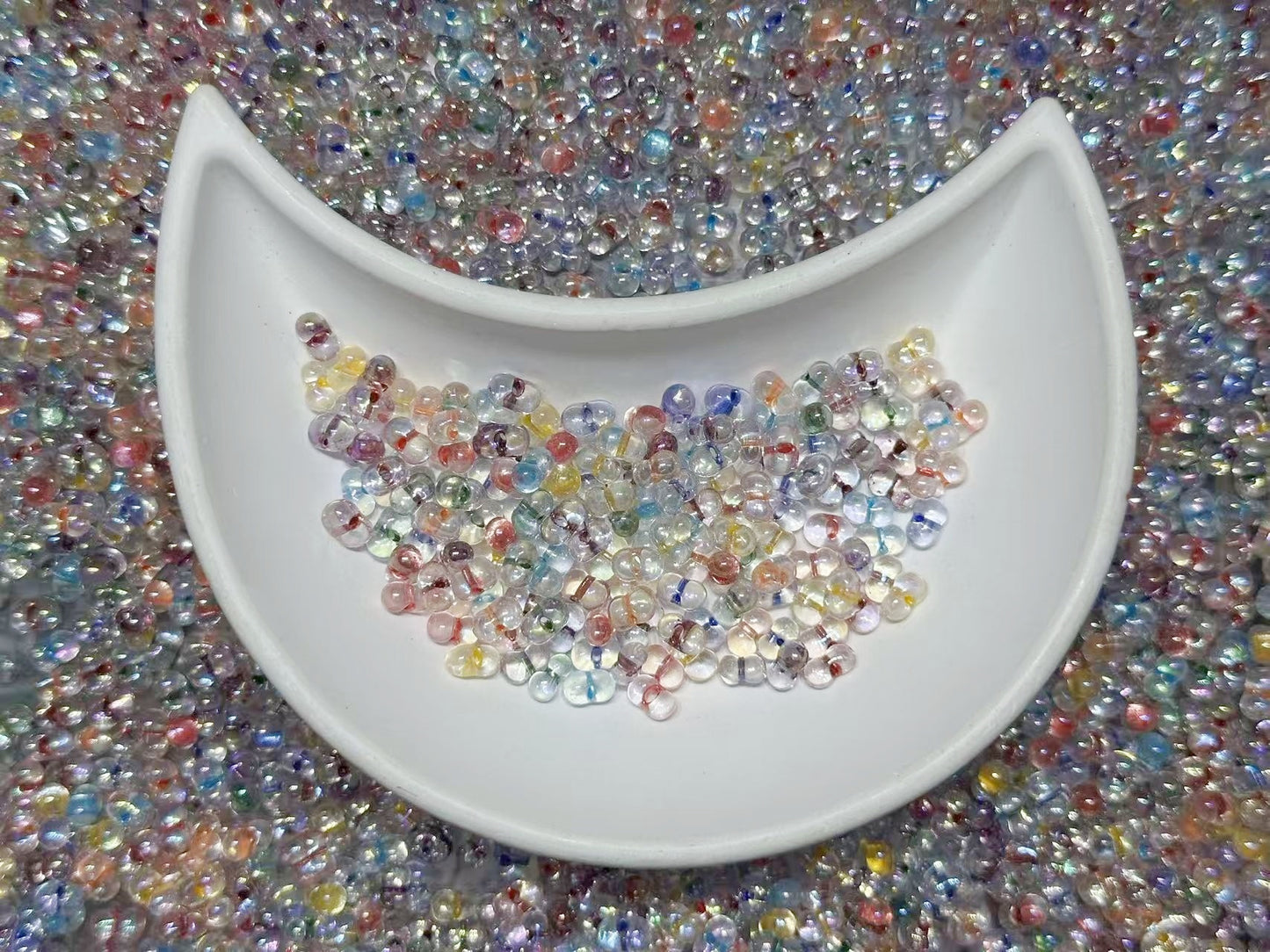10.21NEW♥段階式割引あり♥【T087】ピーナッツビーズ集合（3×6mm、ガラス製）