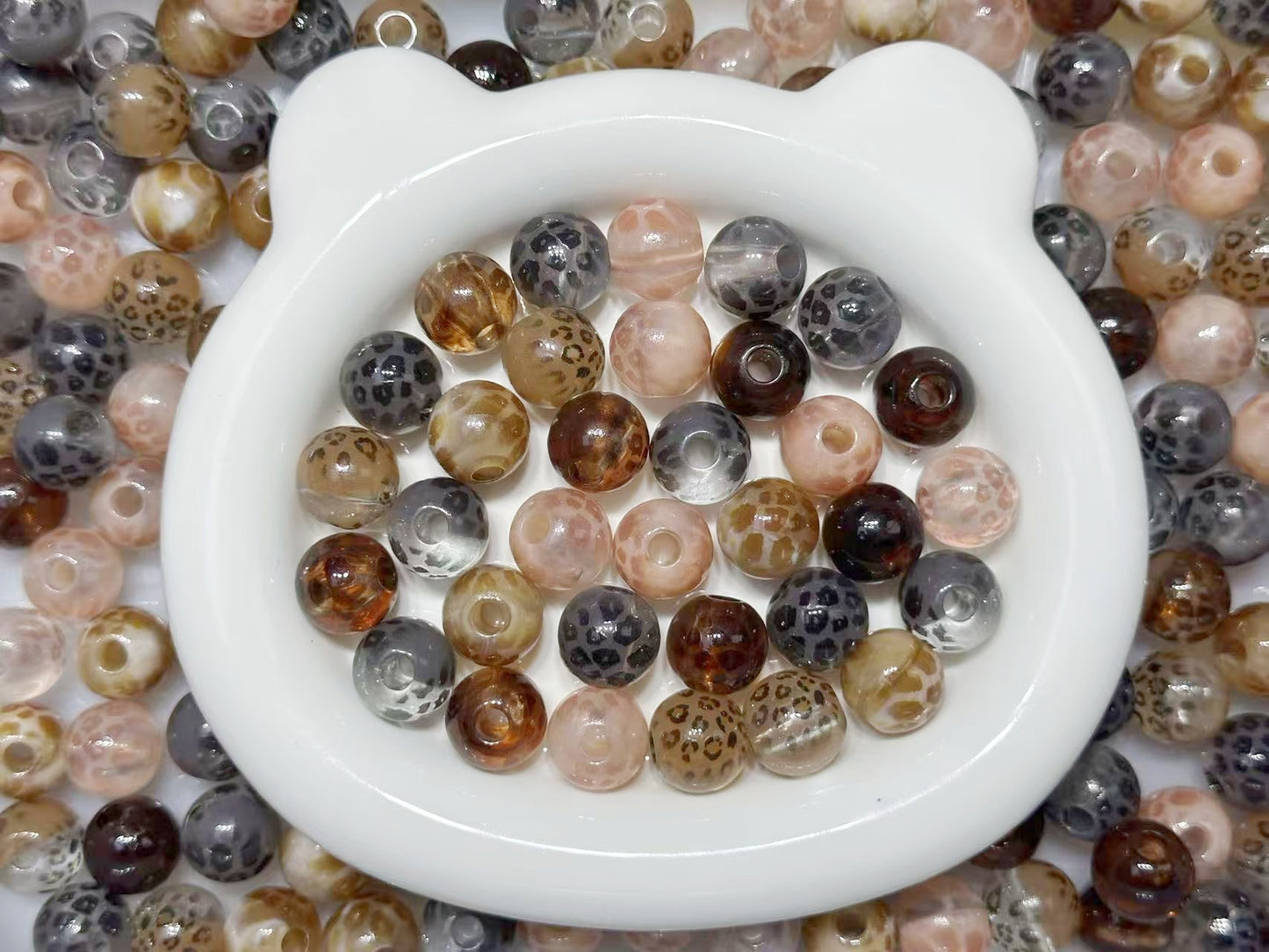 10.27NEW【T089】ヒョウ柄ビーズ（穴大きいビーズ5色MIX）