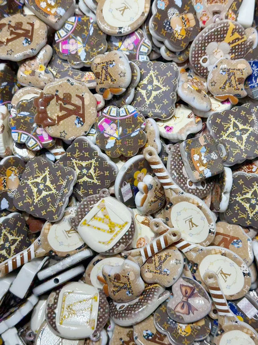 ♥人気♥11.3NEW【A330】ルイヴィトンの夢（ロゴビーズ13種類大ミックス）