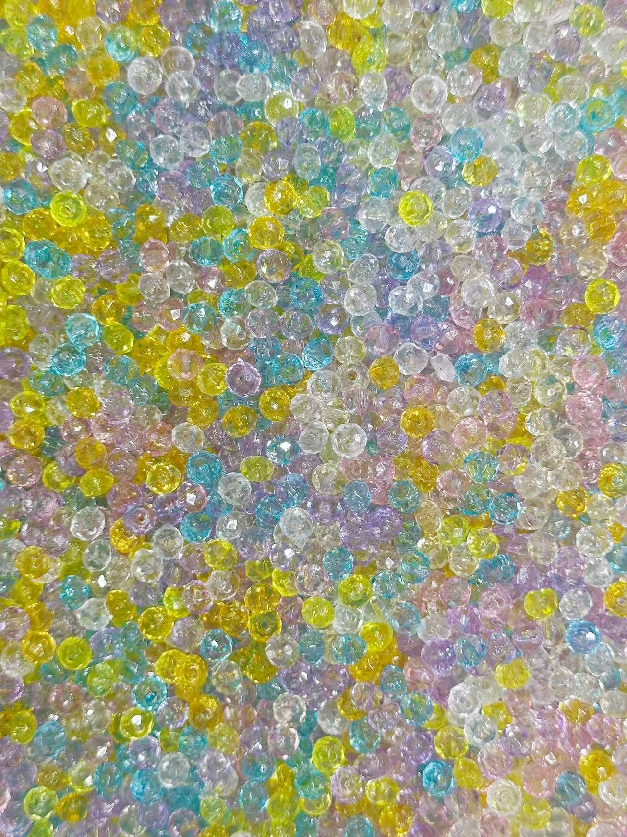 11.5NEW♥段階式割引あり♥【T094】アクリル多面カットチビビーズ集合（6mm）