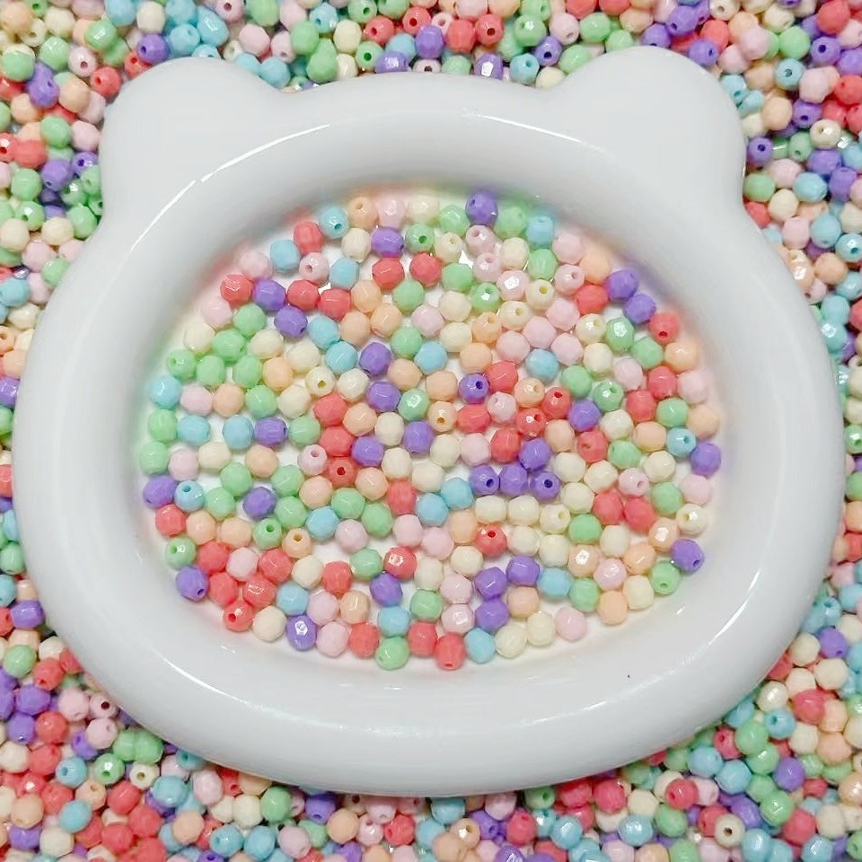 11.5NEW♥段階式割引あり♥【T094】アクリル多面カットチビビーズ集合（6mm）