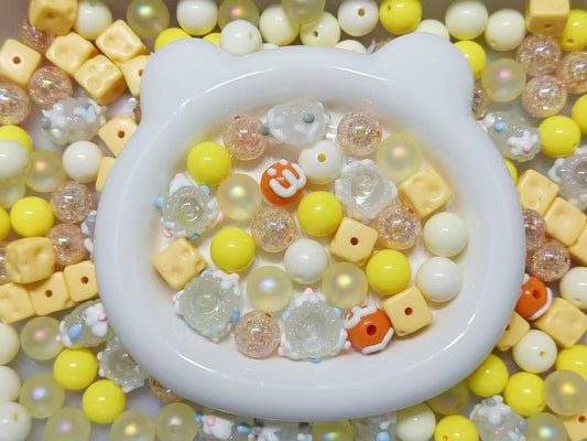 11.18NEW【A358】チーズケーキ（手描き2種類とチーズ1種類とアクリル4種類、ストラップ作り）