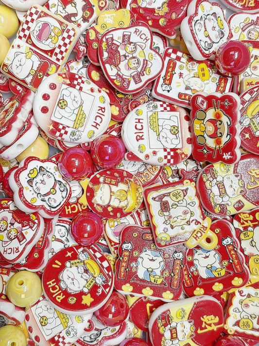 12.10NEW【A382】お金こい！招き猫（浮き彫りキャラビーズ15種類とアクリルビーズ2色）