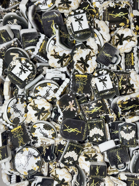 12.16NEW【A394】YSL（ロゴビーズ12種類）