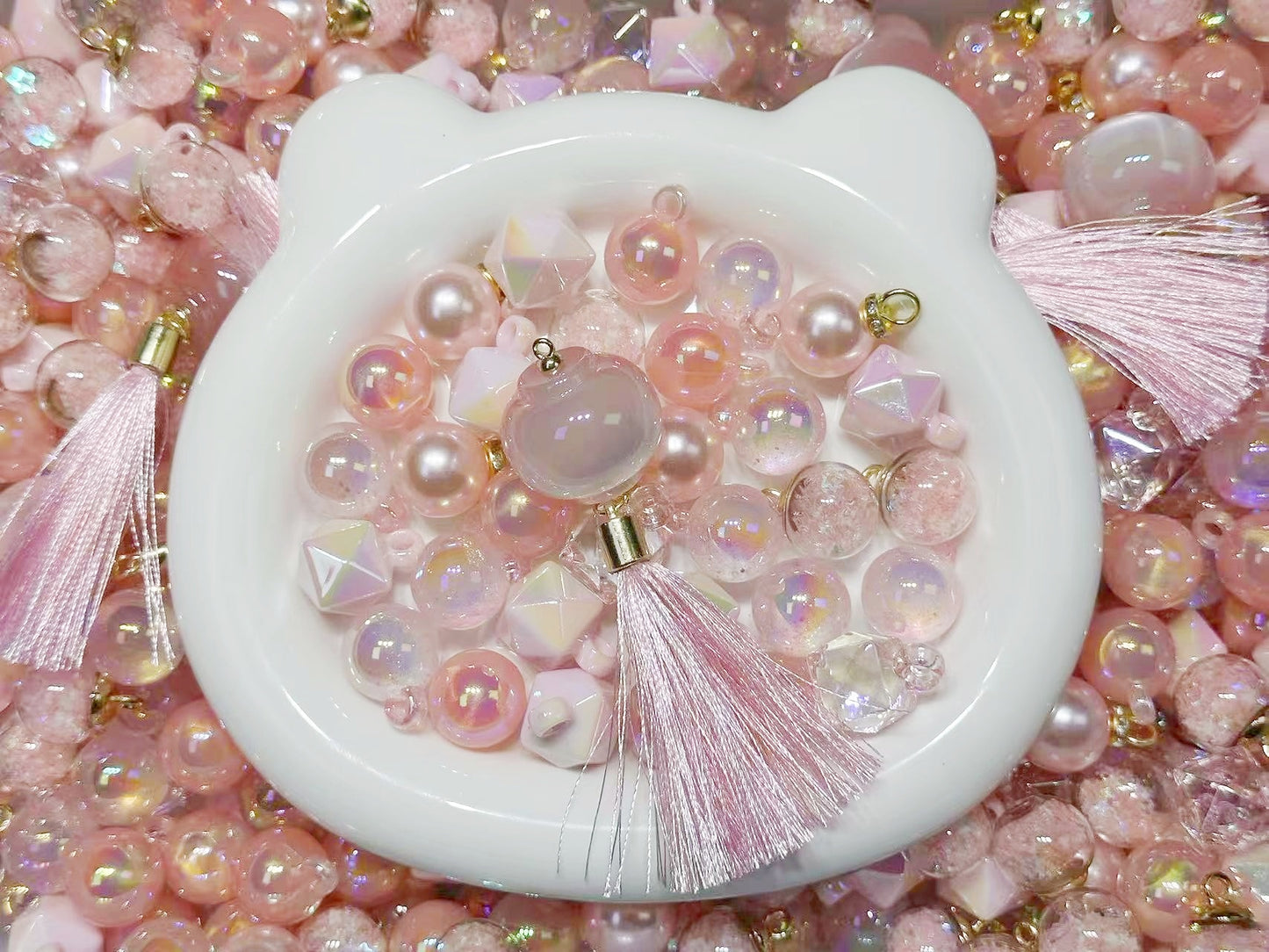 ラスト♥大人気♥1.9再入荷【L036】遠くまでのピンク夢（カン付き7種類とキャッツアイ灯篭流蘇チャーム、リース用）