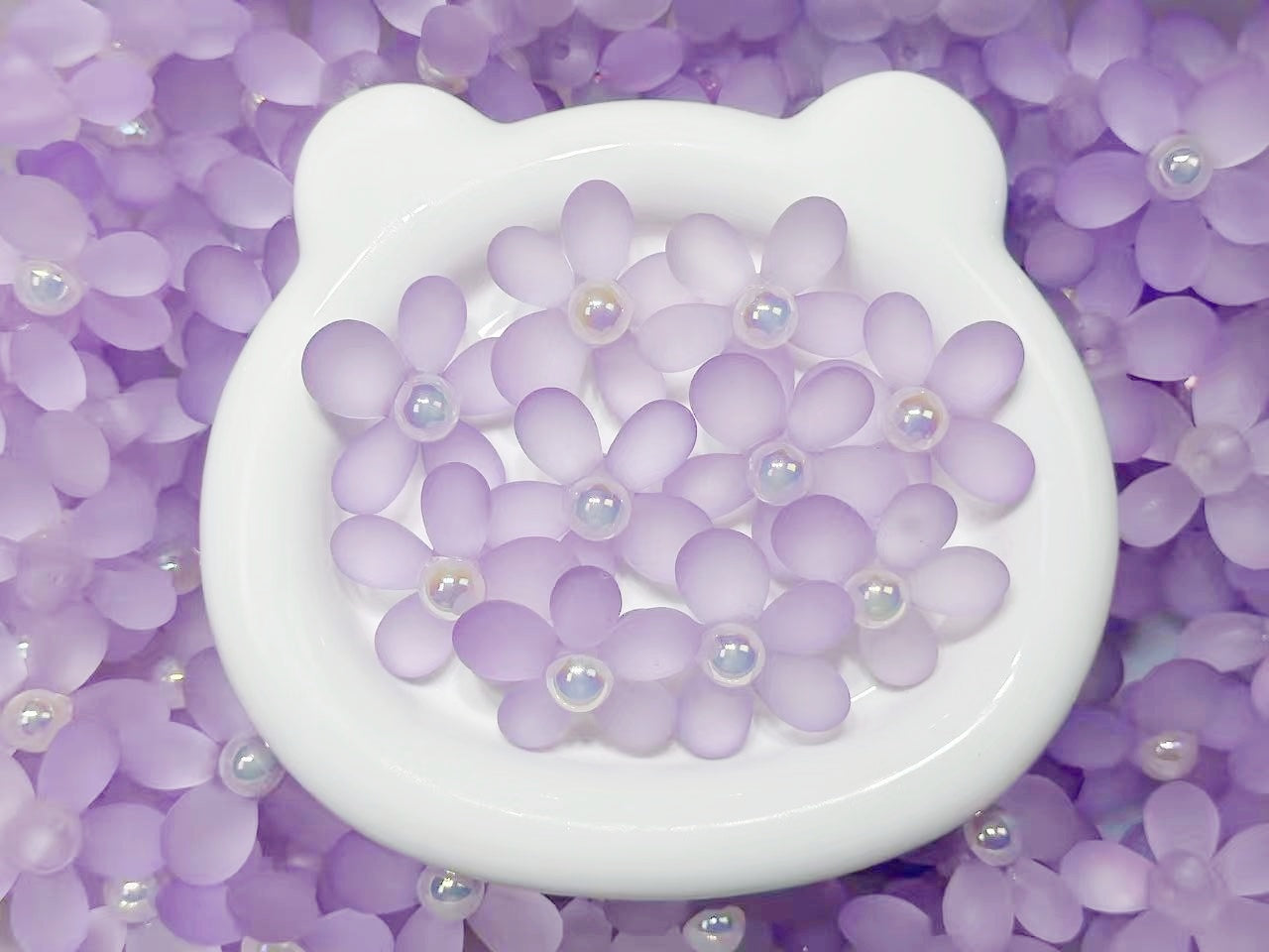 ♥人気♥1.6新色あり【T113】大きいマットフラワー（カン付き、アクリル、38mm）