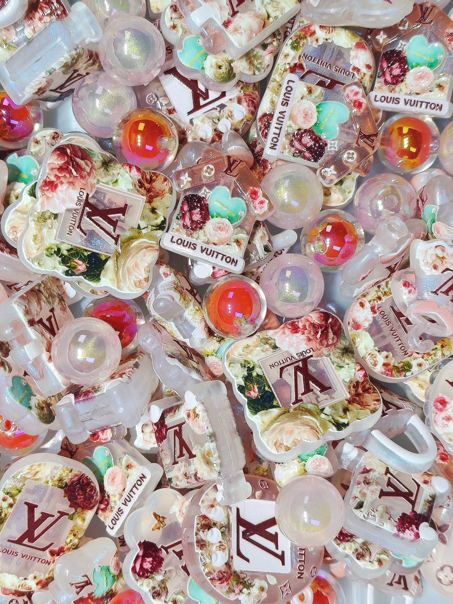 2.13NEW【A455】ヴィルトンガーデン（夜光浮き彫りキャラビーズ12種類、アクリル2種類）