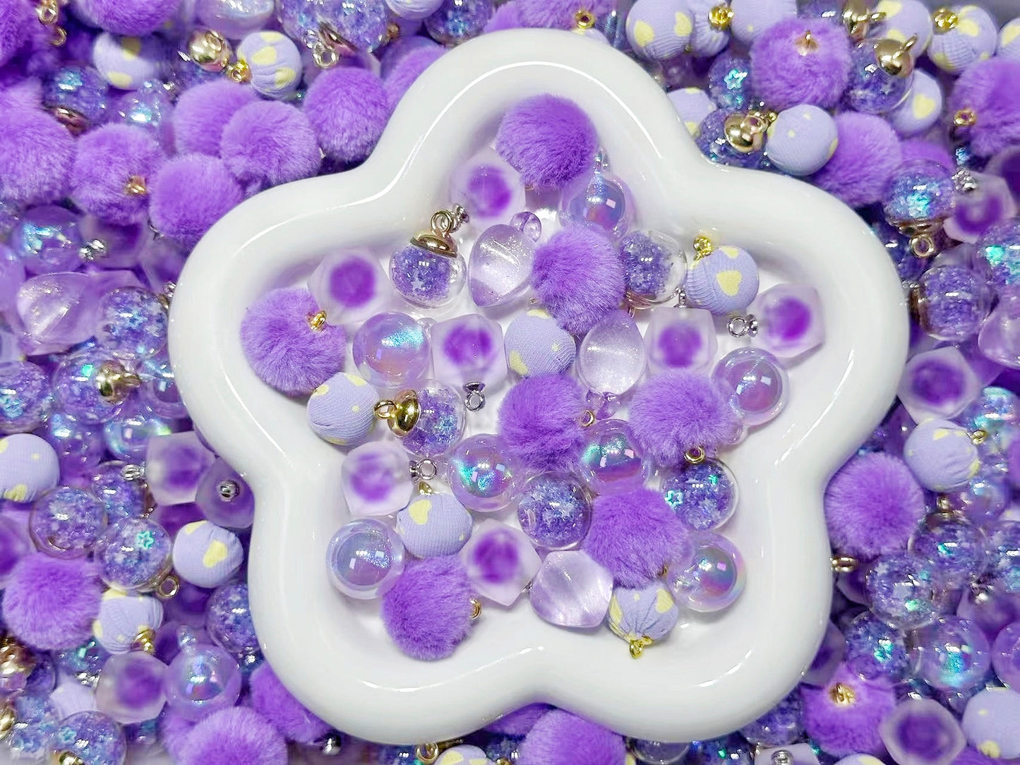 2.25NEW【L068】夢見るふわり紫（夜光あり、カン付き6種類のリース用大ミックス）