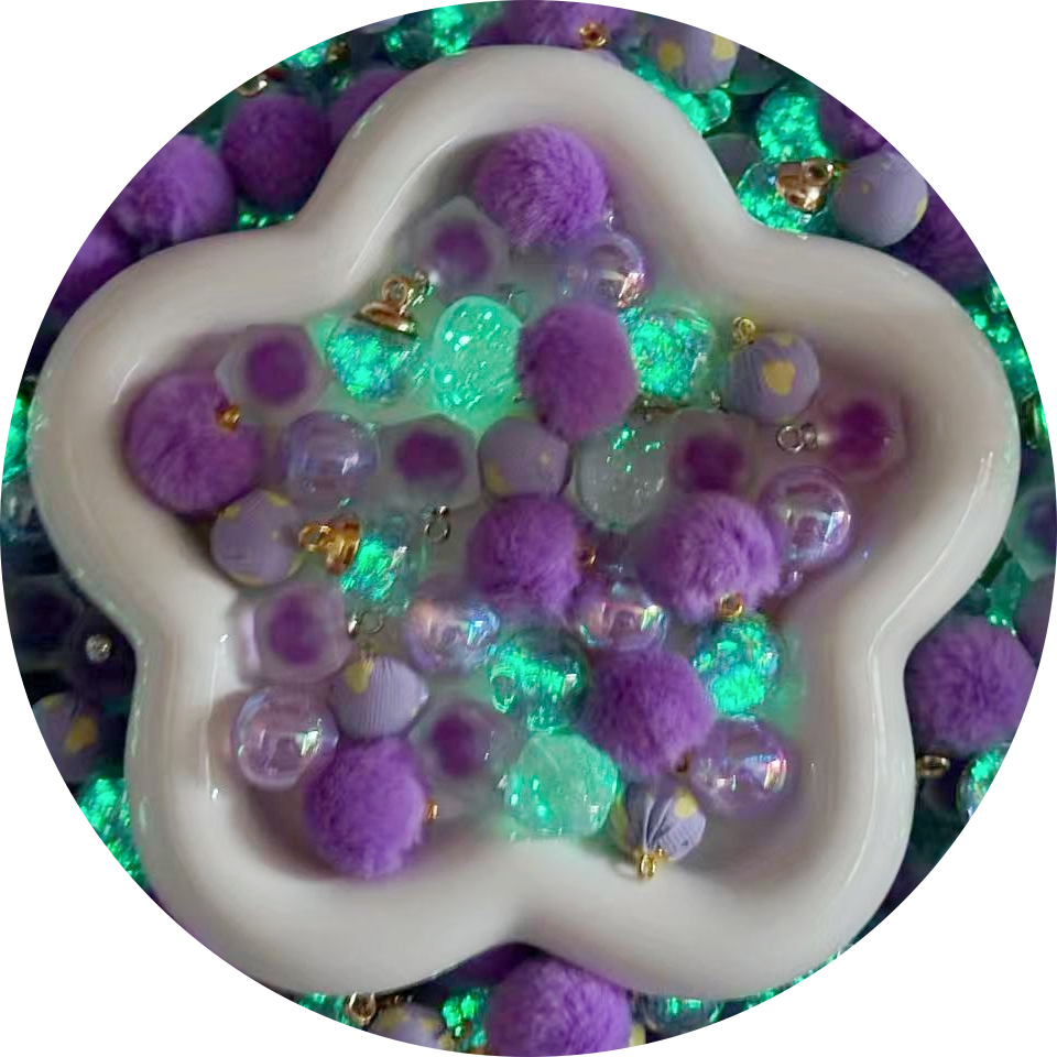 2.25NEW【L068】夢見るふわり紫（夜光あり、カン付き6種類のリース用大ミックス）