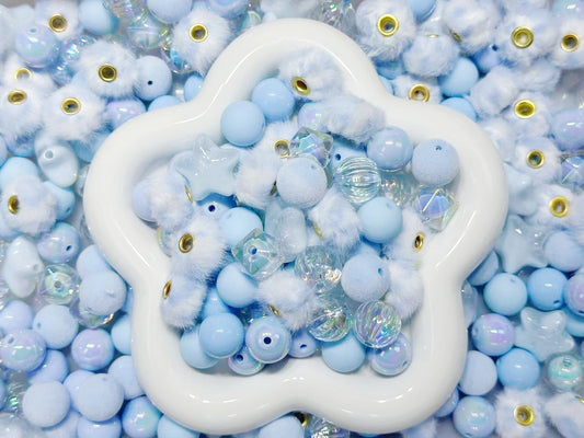 3.24NEW【A487】ミストブルーのマシュマロ（ストラップ用ビーズ8種類いり）