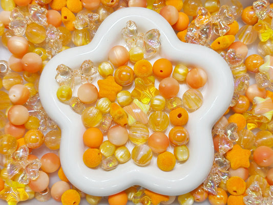 3.25NEW【A488】太陽のかけら（レジンビーズ3種類など9種類いりのストラップ用ミックス）