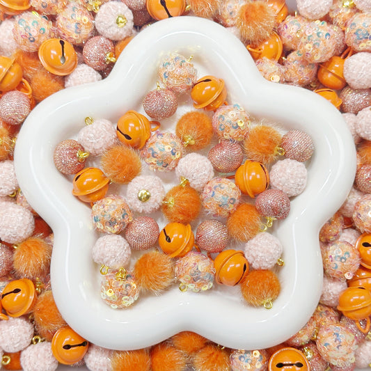 4.8NEW【L081】蜜柑の鈴音（カン付き5種類のリース用ミックス）