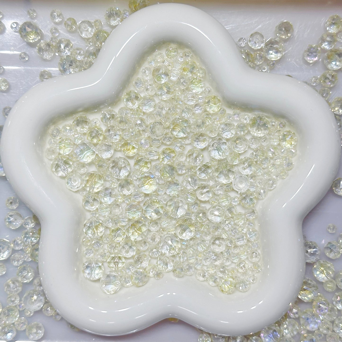 5.15再入荷♥段階式割引に変更♥【A138】キラキラ多面カットミックス大集合（多サイズ、ガラス、ブレスやストラップ作り）