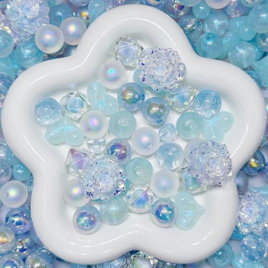6.23NEW【A545】月漣に浮かぶ青薔薇（夜光有り、レジン3種類入りの約8種類のストラップ用大ミックス）
