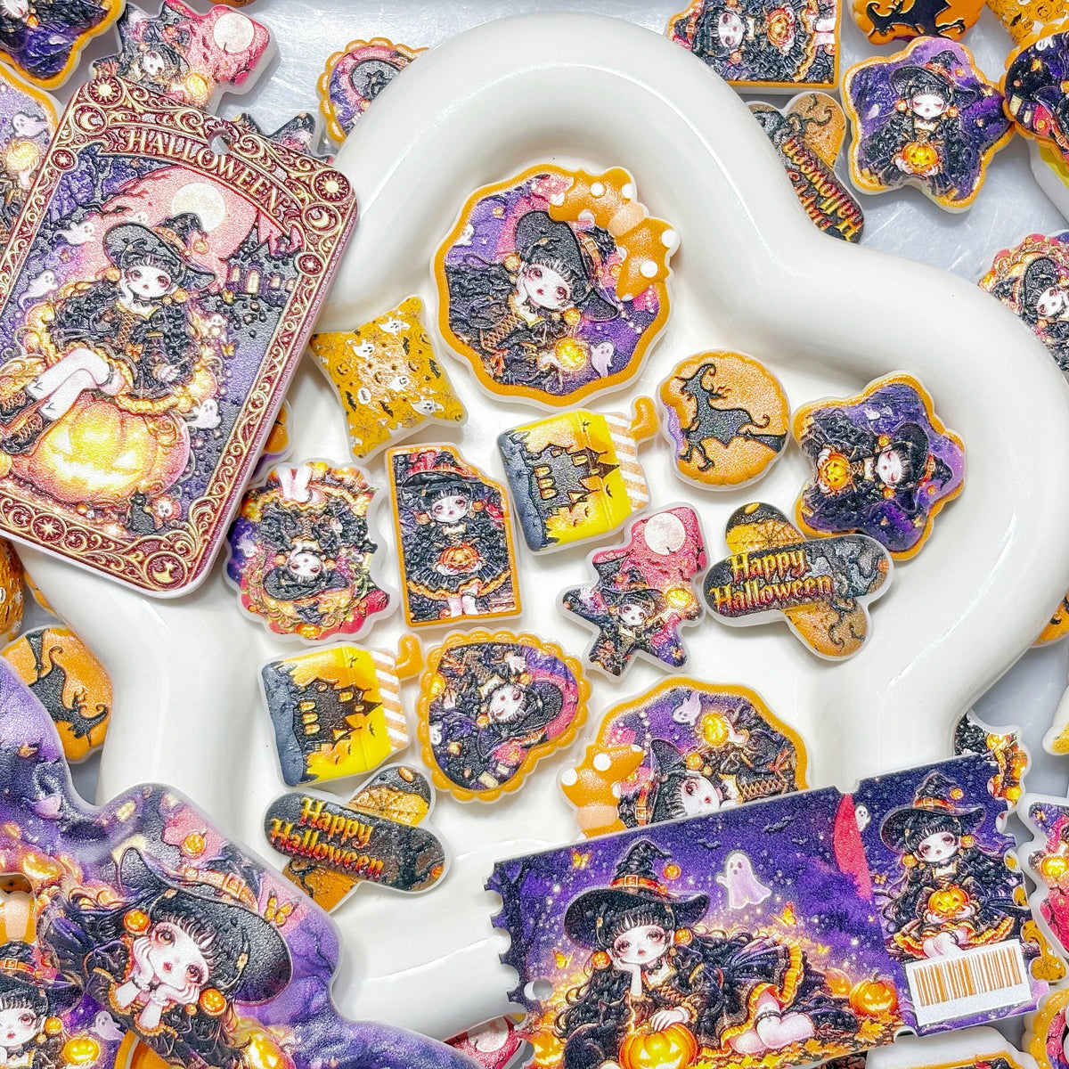 9.18NEW【A638】魔女のハロウイン遊園地・SP（浮き彫りキャラビーズ約10種類）