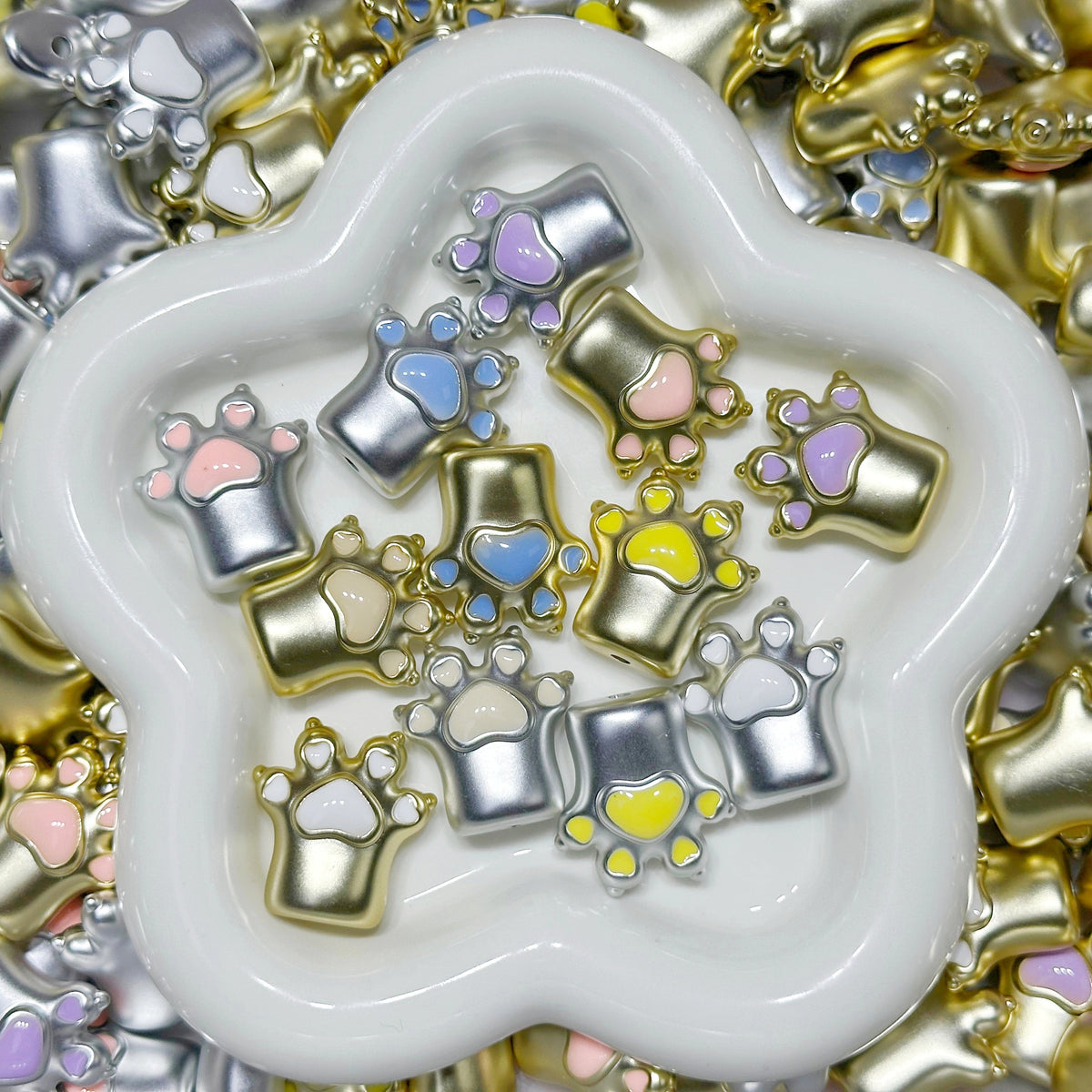 9.24NEW【T201】メタリックキャットクロウ（12色ミックス、メッキのアクリル、約27*25mm）