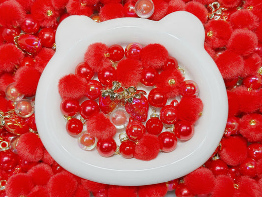 12.23再入荷【FL009】レッドイチゴダンゴ（カン付きビーズ5種類、150mlに2個のイチゴ、もふもふビーズ入り、リース用）