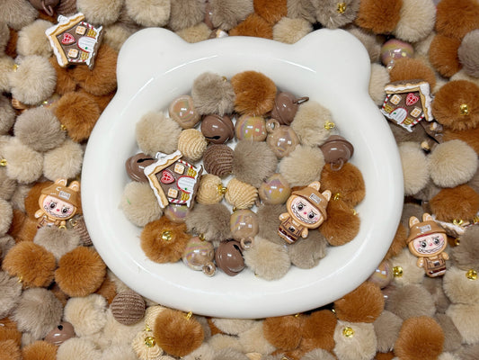 12.23NEW【FL010】ブブの栗ハウス（カン付きビーズ6種類、150mlにパーツ５個付き、もふもふビーズ入り、リース用）