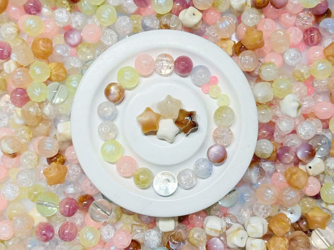 12.22【FB005】深秋の紅葉（高品質ビーズ約10種類、色チェンビーズ入り、夜光効果あり）