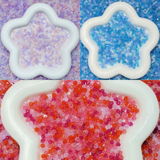 9.2NEW【T153】封じた金の煌めき（金箔付き・レジン・多面カット、4mm）