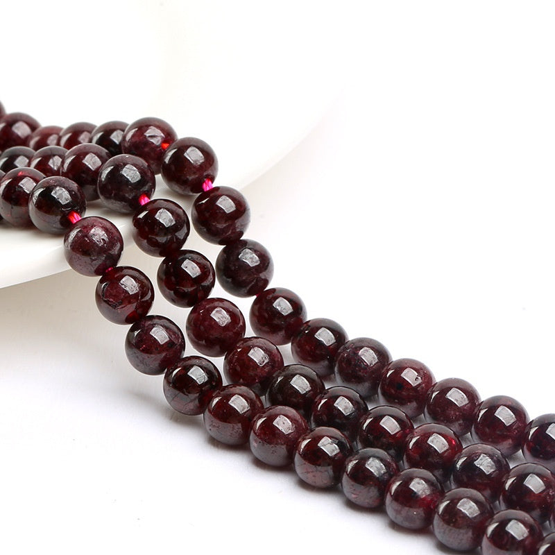 11.24再入荷【C143】ガーネット（ワインレッドカラー、1月誕生石、「実りの石」「情熱」「努力」「一途な愛」、生命力・忍耐力・持久力UP、10mm）