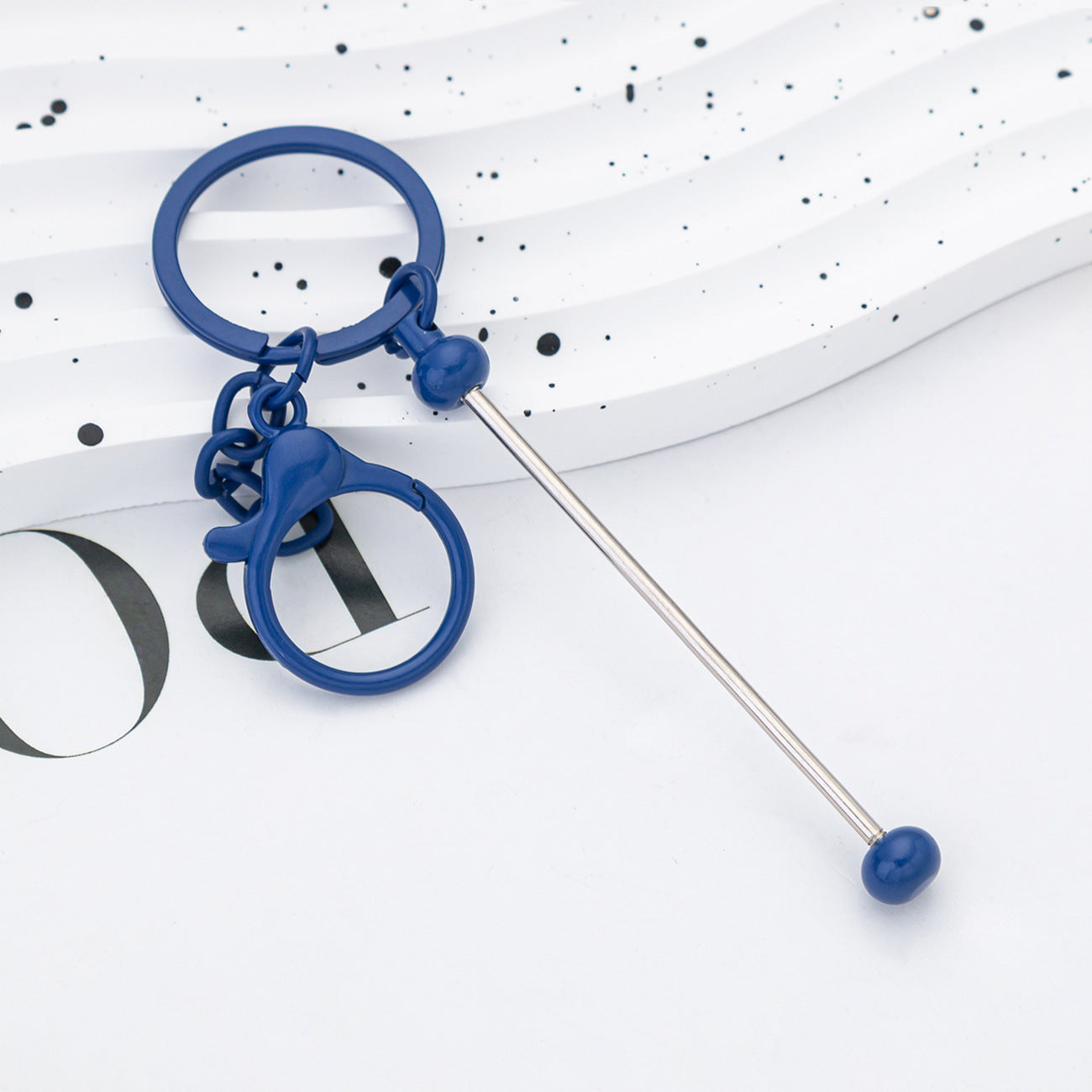 4.21再入荷♥段階式割引♥【P099】DIYビーズキーホルダー（約14.8×3cm、2つカラビナ付き）