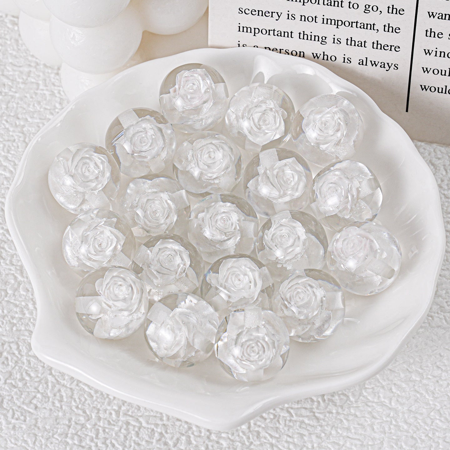 ♥人気♥6.19再入荷有り【T099】永遠のローズ（リアルバラ入りレジンビーズ、16ｍｍ）