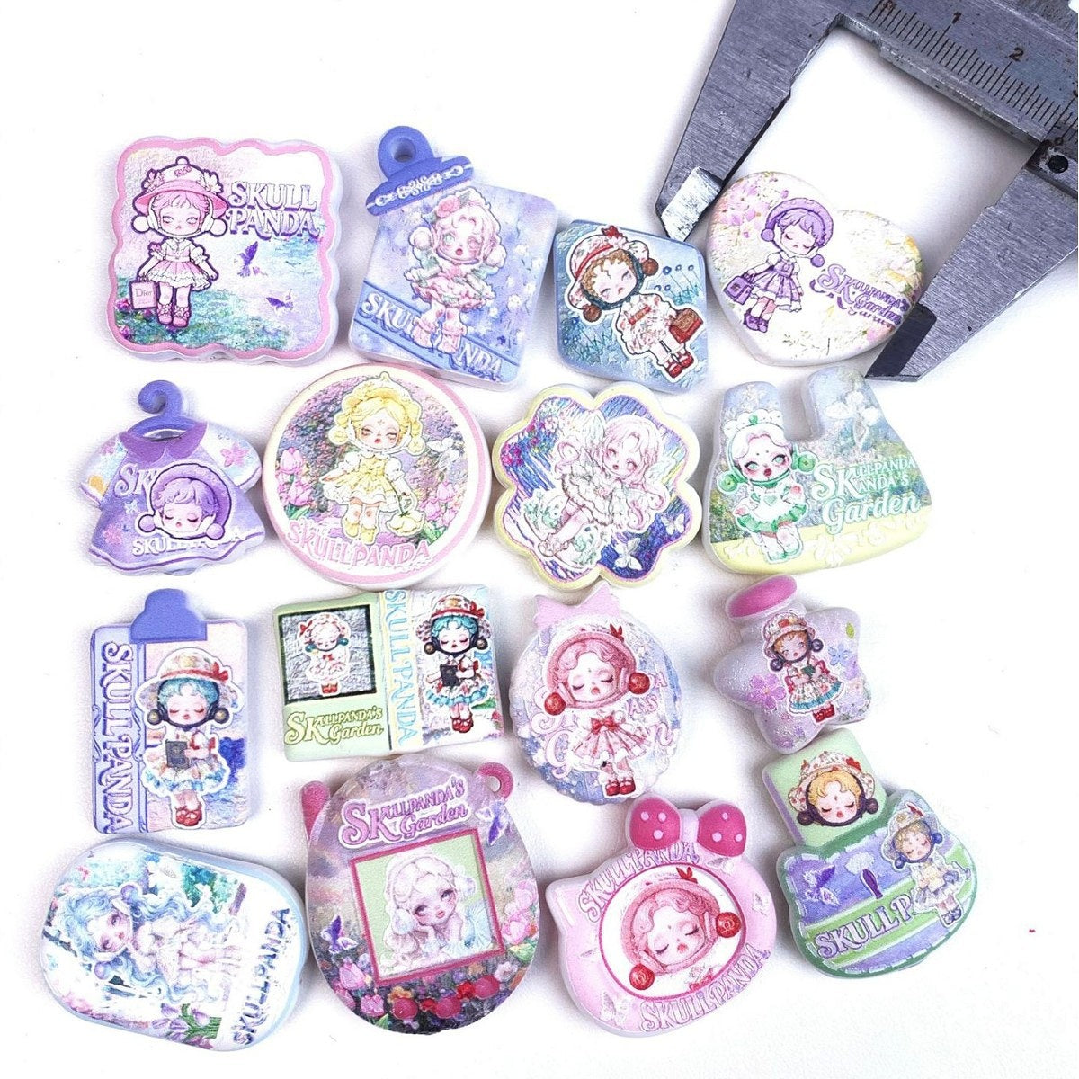 ♥人気♥ラスト【A353】SPちゃんのモネガーデン（浮き彫りキャラビーズ16種類とアクリルビーズ4種類大ミックス）