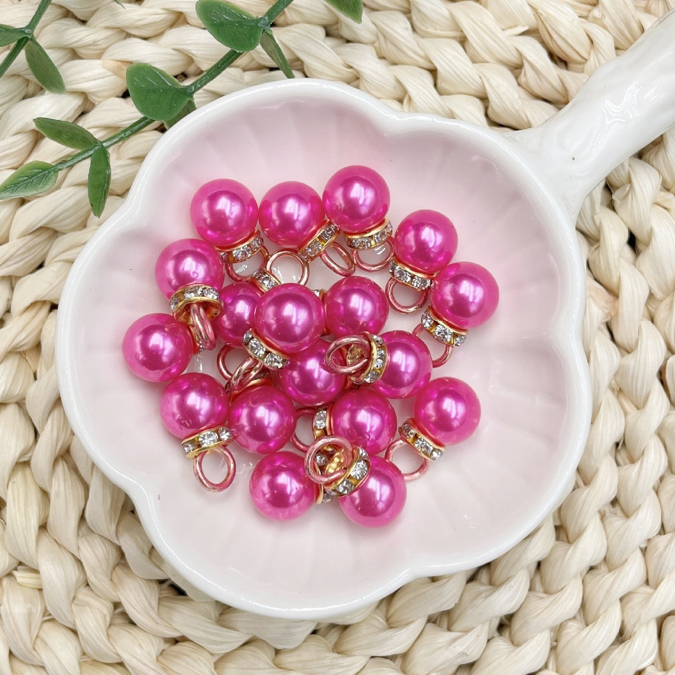 ♥人気♥12.18再入荷と新色あり【T060】（段階式割引あり）パールビーズ（ラメ付きカン付き）