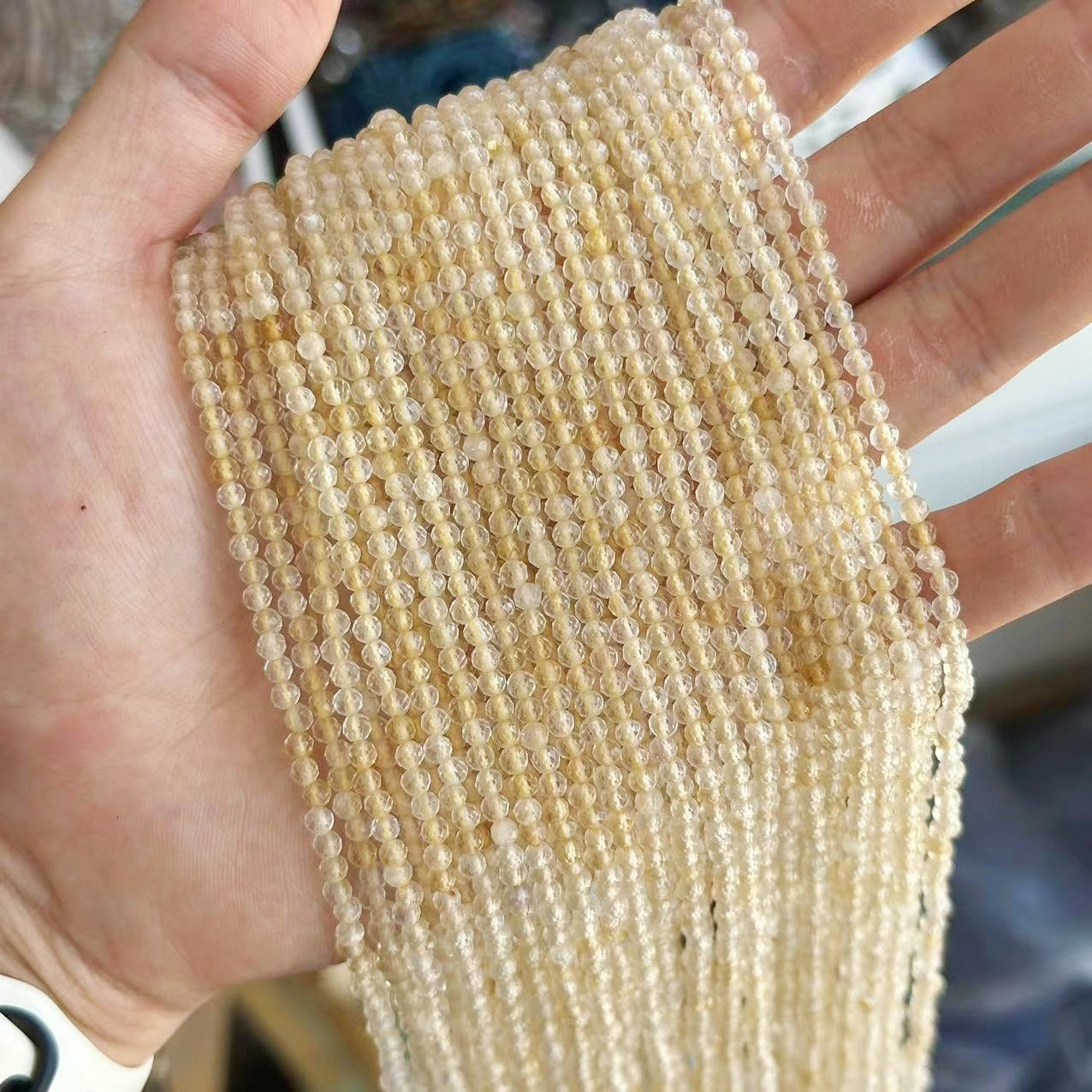 ♥人気♥12.24新規5種類と再入荷あり【C038】多面カット天然石（3mm、1連）