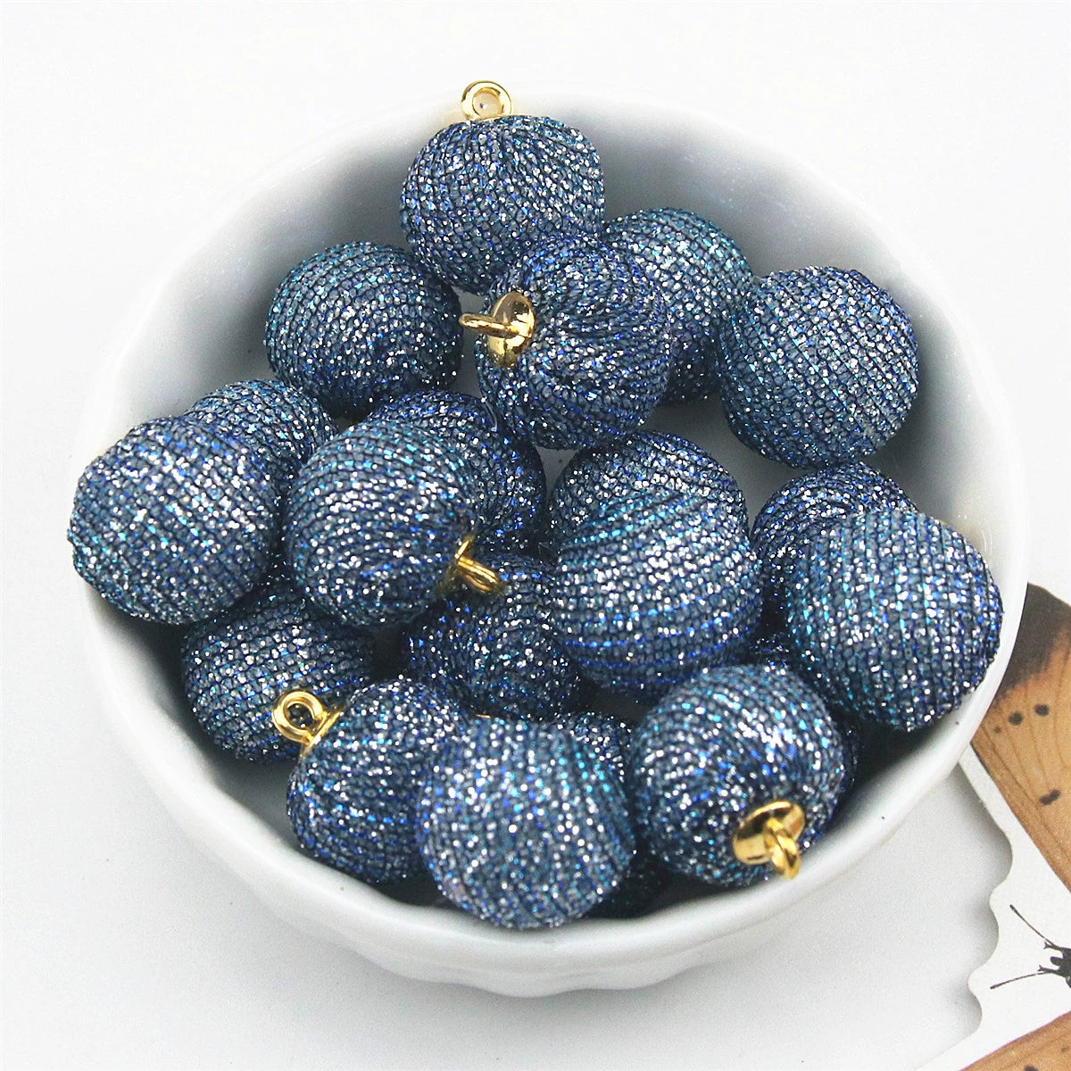 12.22NEW【T110】キラキラボール（カン付き、15ｍｍ、ミックスと単品あり）