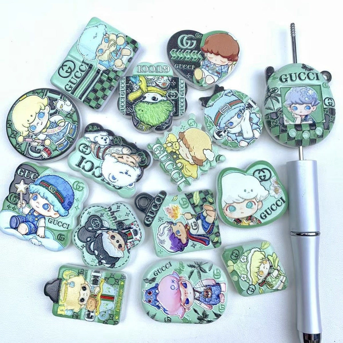 12.18NEW【A399】GG王子様・DIMOO（浮き彫りロゴキャラビーズ12種類とアクリルビーズ3種類）