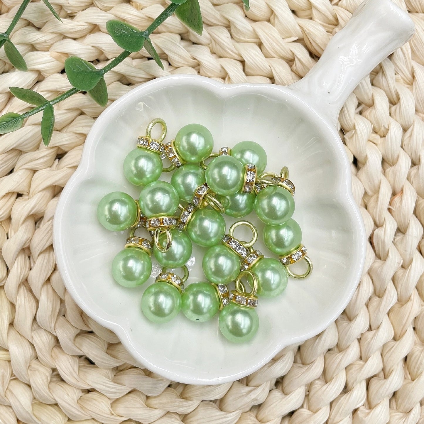 ♥人気♥12.18再入荷と新色あり【T060】（段階式割引あり）パールビーズ（ラメ付きカン付き）