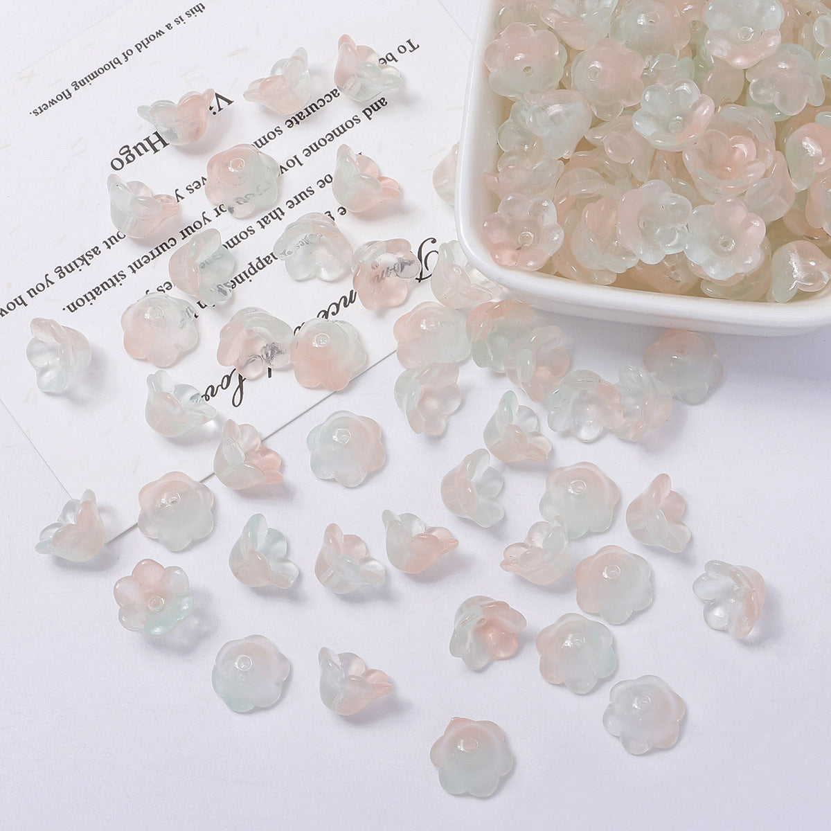♥人気♥6.18新色黄緑追加【T132】ガラス鈴蘭単色集合（約7×12ｍｍ）