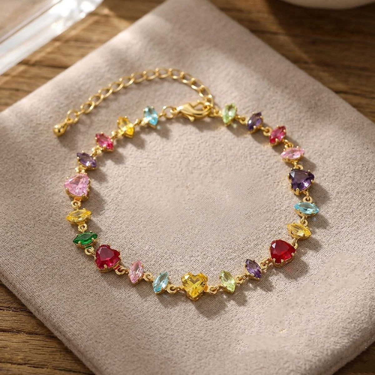 7.31NEW【T190】彩晶の絆2（ハート形ガラスストーン、色落ちにくい、斜め2つカン付き、6×6ｍｍ）