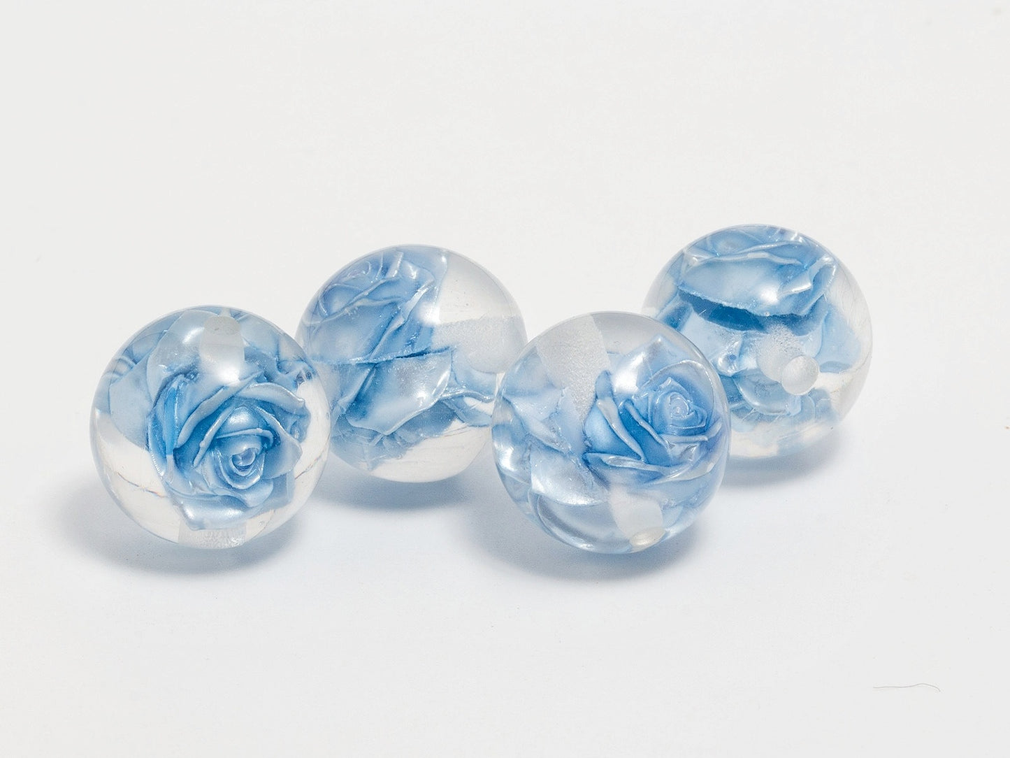 ♥人気♥12.25新色あり【T099】永遠のローズ（バラ入りレジンビーズ、16ｍｍ）